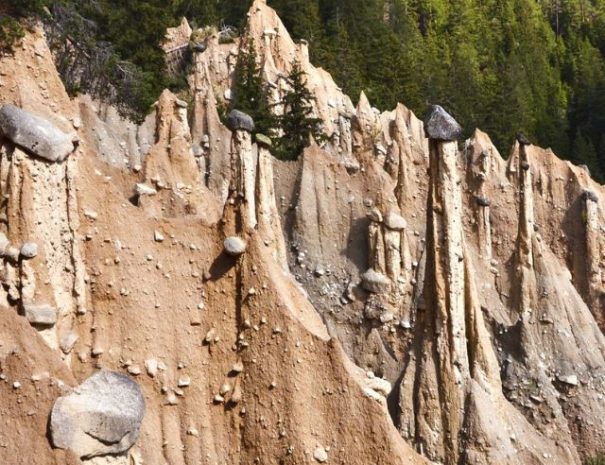 Treking Dolomiti Izimanija peščene piramide